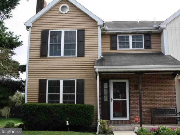 5423 Pond Rd, Harrisburg, PA 17111