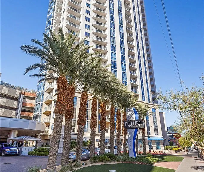 200 W Sahara Ave #3201 — Photo 8