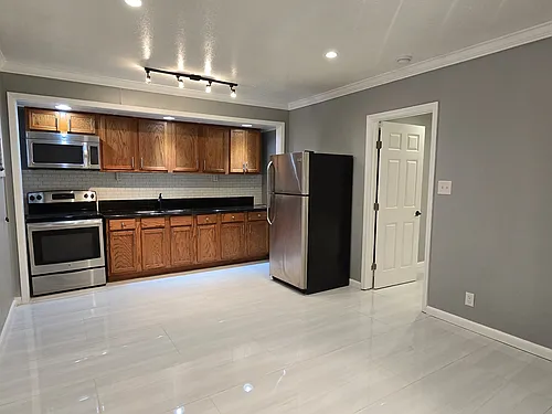 3108 Aster St Photo 1