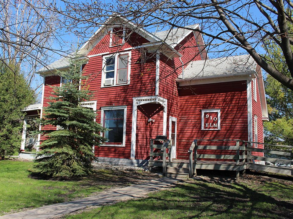 1st image of 910 W Elm Ave