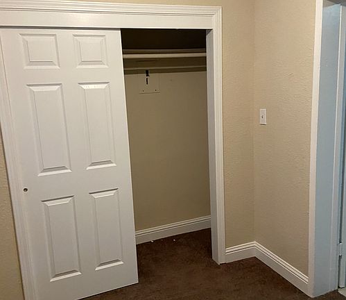 5th image of 642 N Thorne Ave APT C