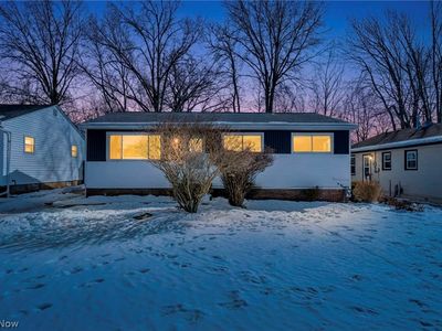6871 Franke Rd, Middleburg Heights, OH, 44130