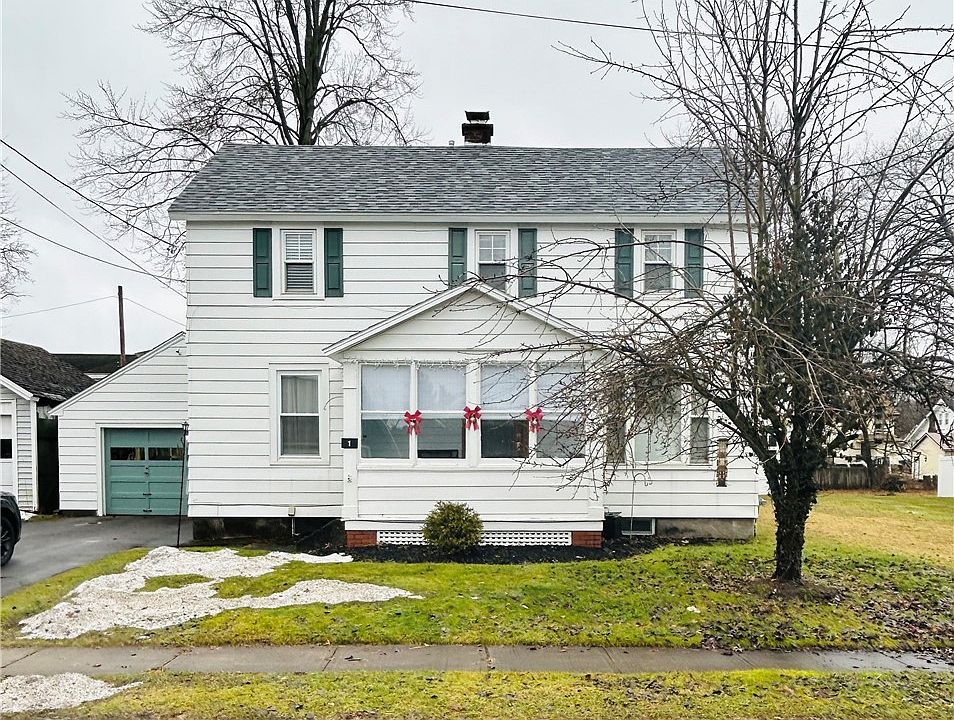 1st image of 1 Fairdale Pl
