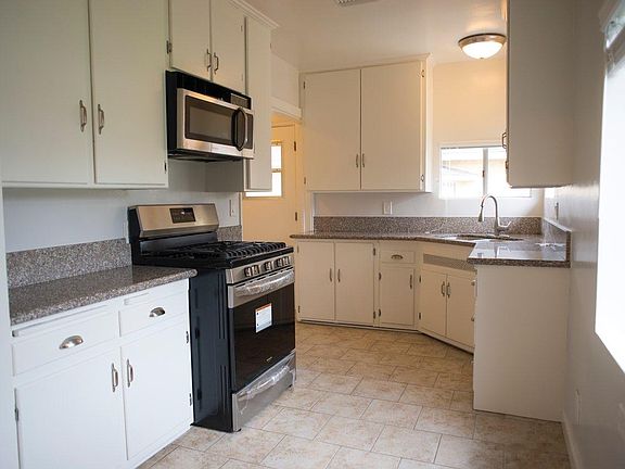 3rd image of 6130 Denny Ave