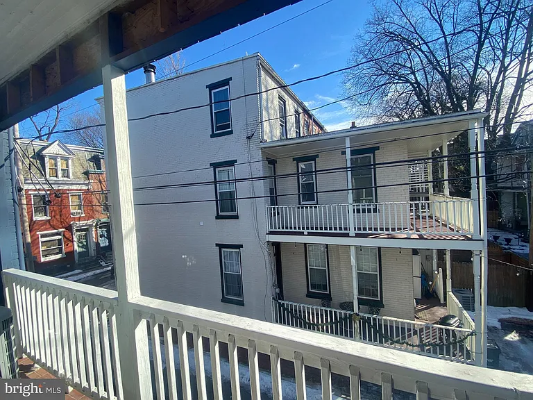 1616 Penn St — Photo 34