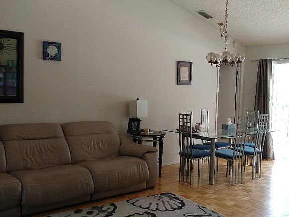 Living / Dining combo