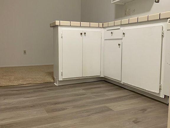 3rd image of 1760 Halford Ave Unit 273