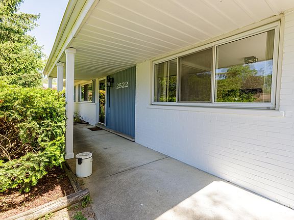 3rd image of 2522 Lafay Dr