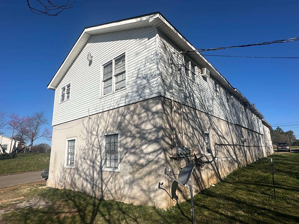 2nd image of 3202 Huntsville Rd