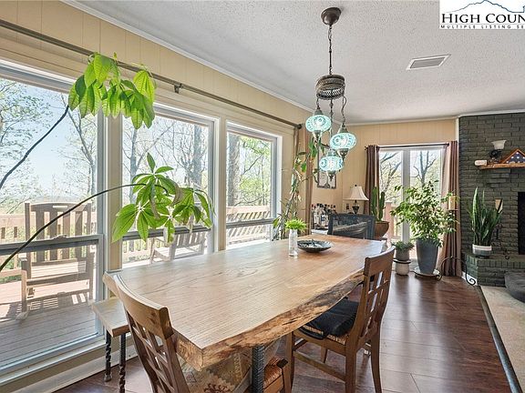 14th image of this home