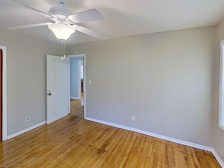5326 Heather Ln — Photo 10