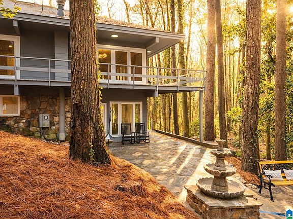 3rd image of 2904 Coleman Rd