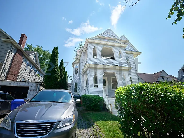 30 Forest Park Ave #1 — Photo 33