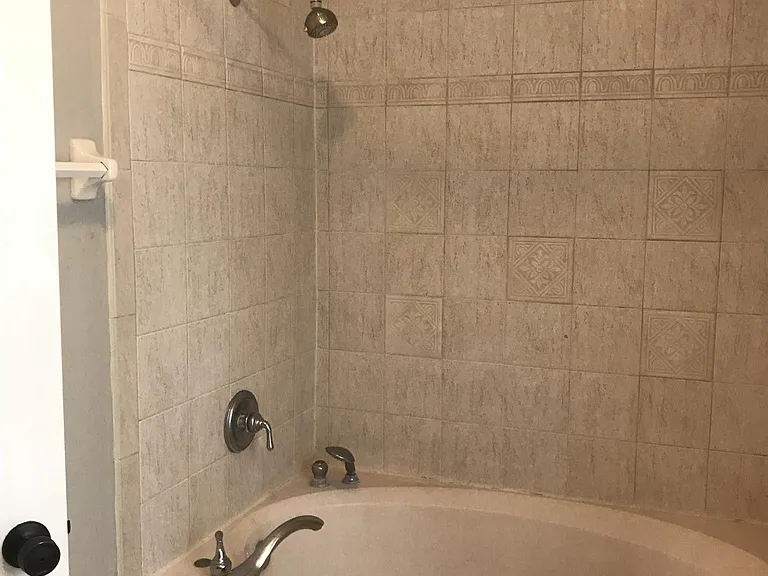 2216 Aztec Dr W — Photo 19