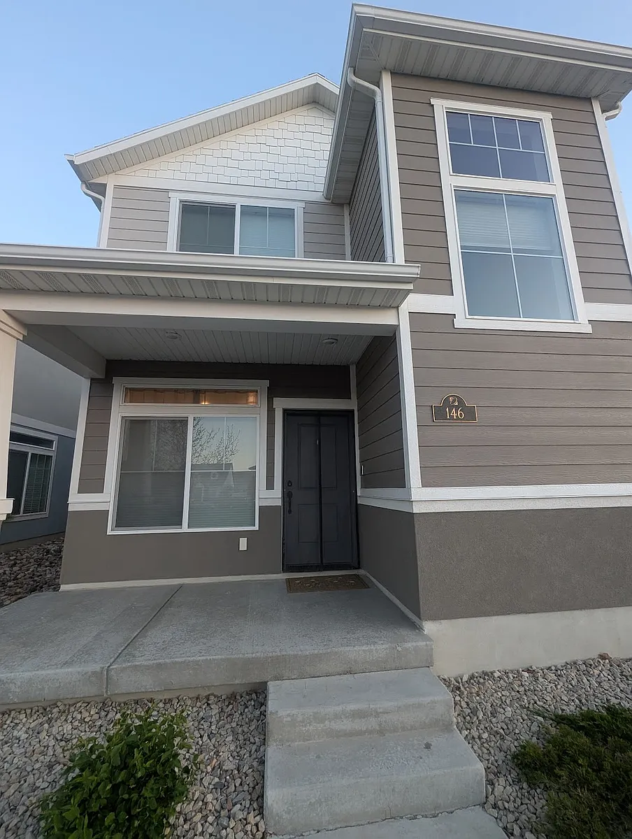Building Photo - 146 E Geyser Ct