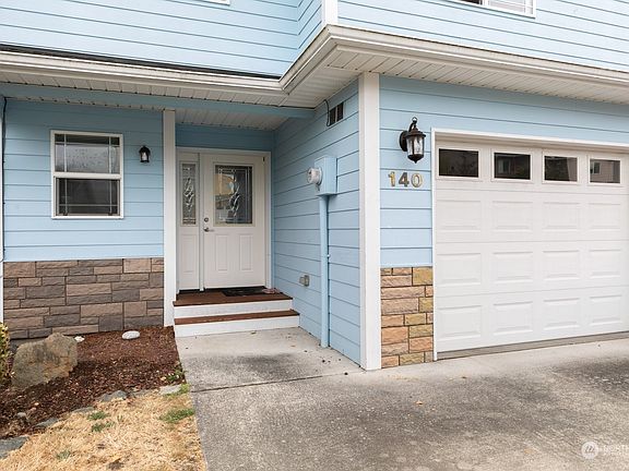 2nd image of 140 NE Melrose Drive