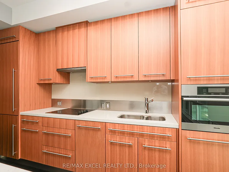 80 John St #1802 — Photo 10
