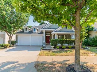 9926 Wethers Field Cir, Aubrey, TX 76227