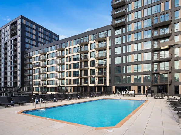 1240 S 2nd St, Minneapolis, MN