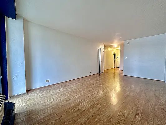 4th image of 6115 97th St APT 14R