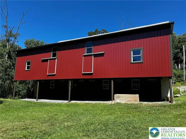 112 Oysterdale Rd, Boyertown, PA 19512