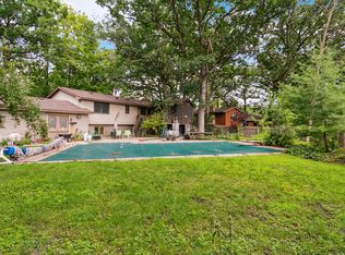 4716 Victoria St N, Shoreview, MN 55126