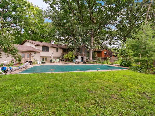 4716 Victoria St N, Shoreview, MN 55126