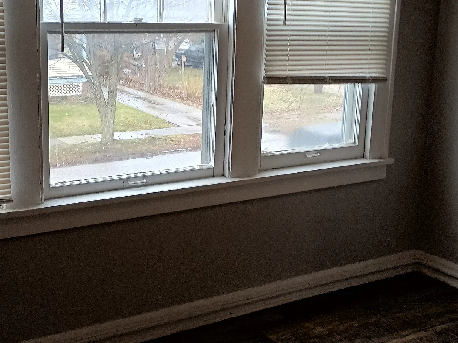 2 bed, $1,000 — Photo 2