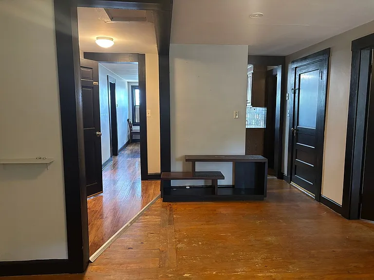 576 Abbott Ave — Photo 12