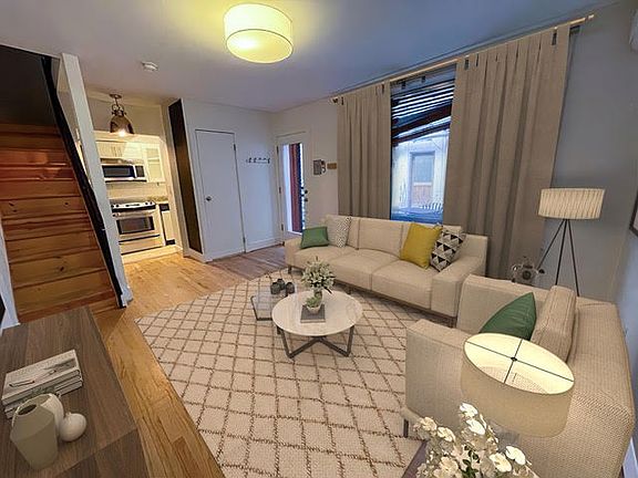 3rd image of 105 Christopher St #Rh