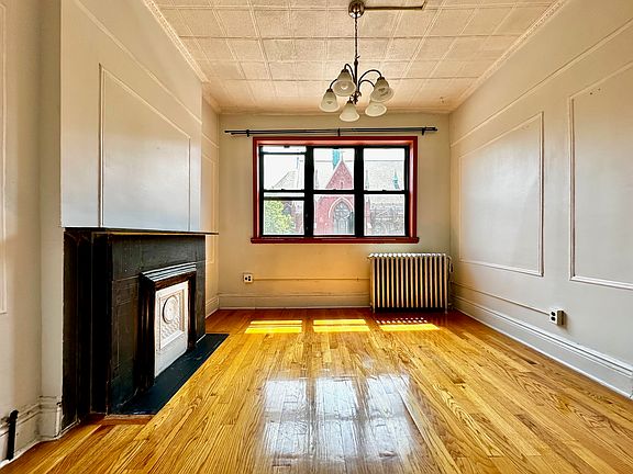 2nd image of 436 4th Ave APT 3L