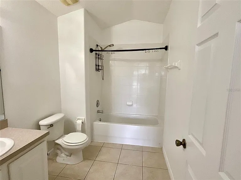 511 Coventry Rd — Photo 15