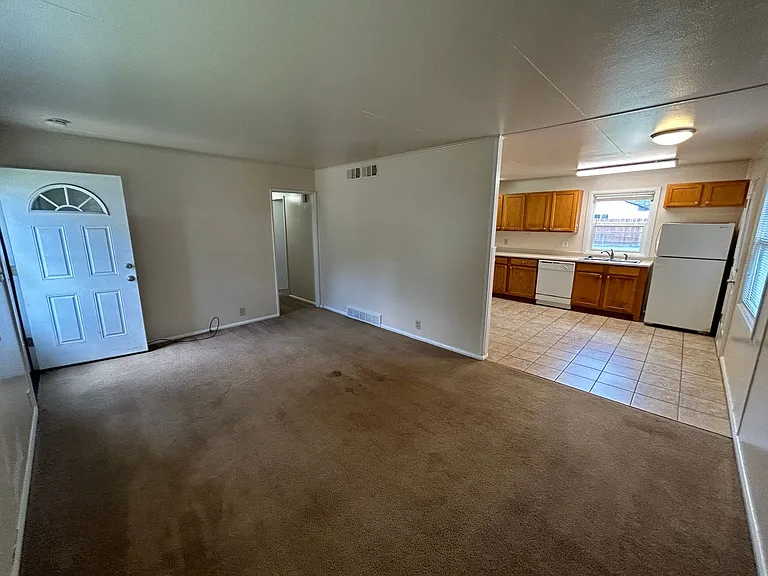 1201 E Cheyenne Rd — Photo 5
