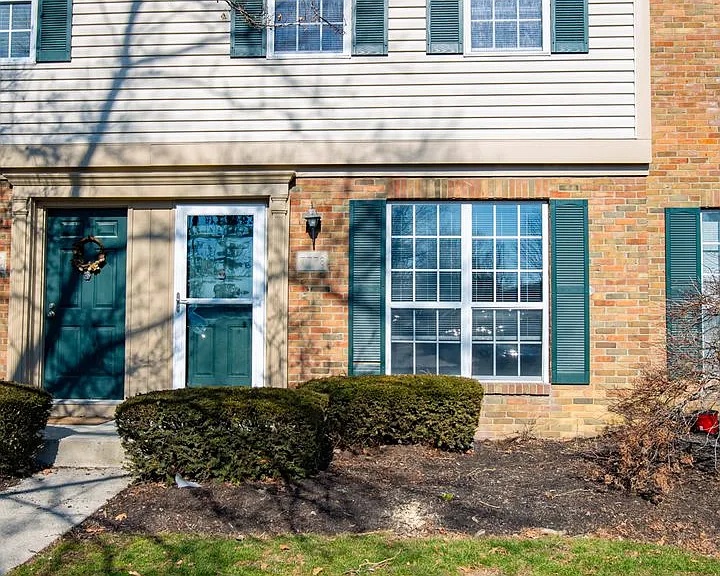 7778 Deercrest Ct — Photo 3