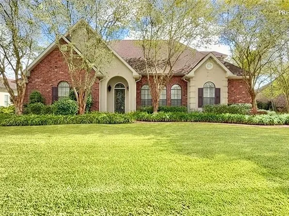 150 Primrose Dr, Belle Chasse, LA 70037