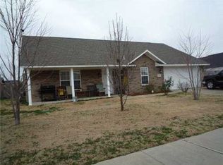 319 W Jeanne Dr, Springdale, AR 72764
