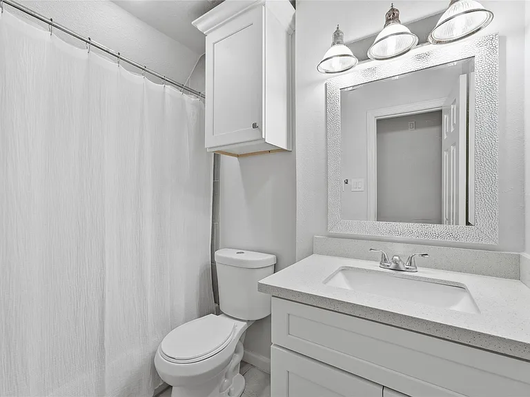 5234 Findlay Dr — Photo 19