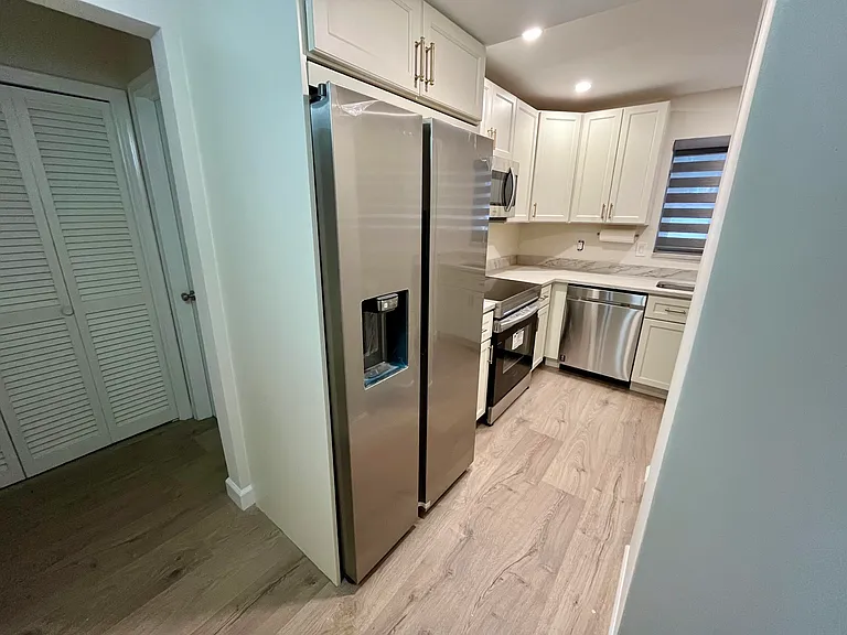 311 E Ocean Ave #205 — Photo 9