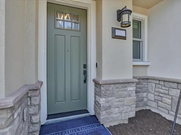 1341 W Middlefield Rd, Mountain View, CA 94043