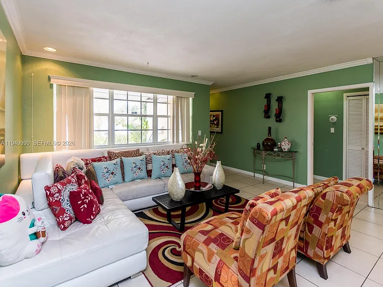 5524 Garfield St — Photo 9