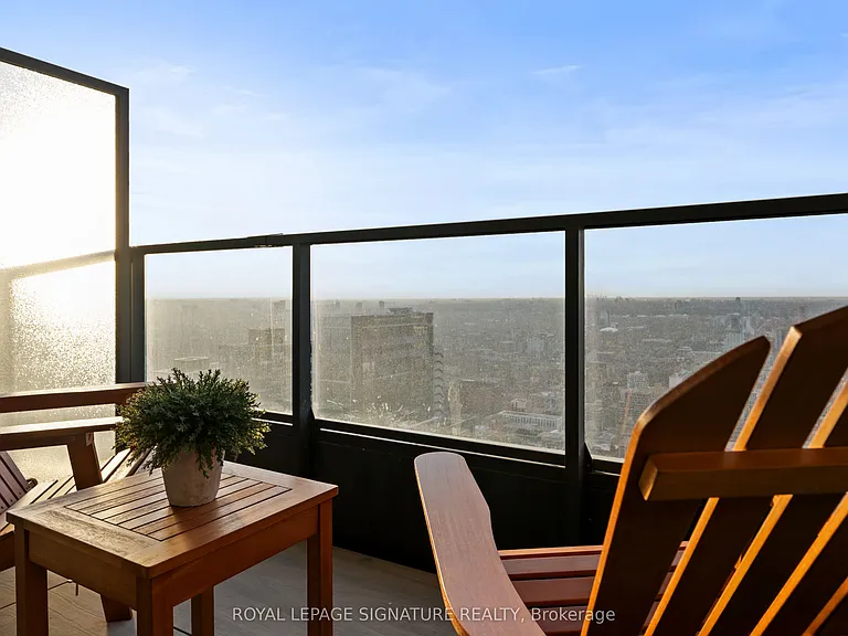 1 Concord Cityplace Way #Penthouse 7001 — Photo 39