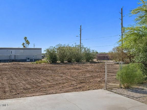 4th image of 1119 W CORINTHIAN Circle #84