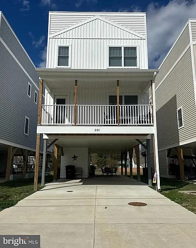 221 Wilder Ave Photo 1
