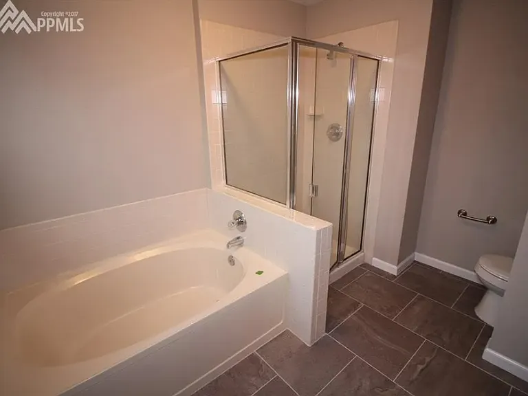 805 Ancestra Dr — Photo 10