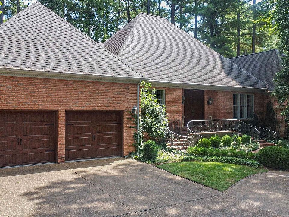 1st image of 4673 Quail Hollow Dr