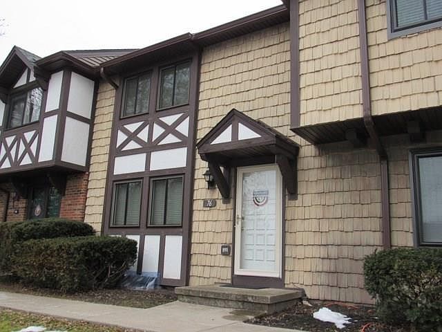 1st image of 76 Camberley Pl