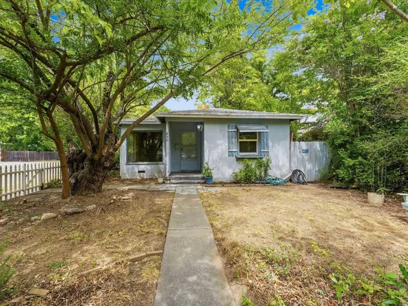 890 Lincoln St, Redding, CA 96001