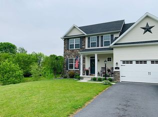 1528 Wind Flower Rd, Chambersburg, PA 17202