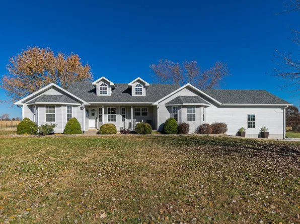 1163 E 390th Road, Bolivar, MO 65613