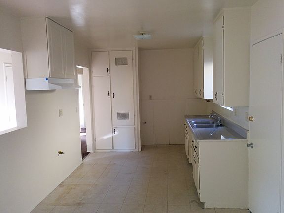 Kitchen and dining room